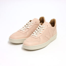 39バスティ-ユ Nude・画像