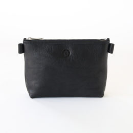 BLACKポ-チ SILVRETTA・画像