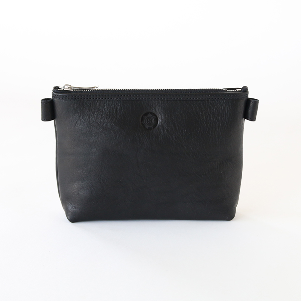 BLACKポ-チ SILVRETTA・画像