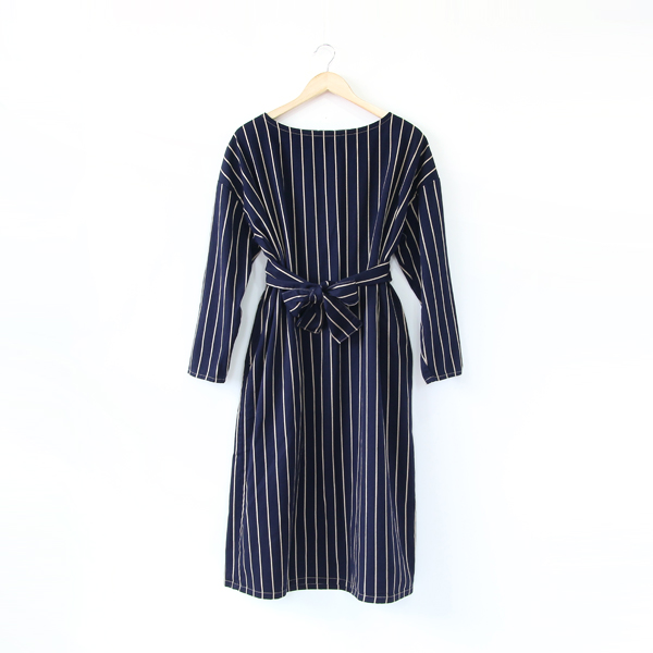 Overdyed Navyスモックドレス・画像