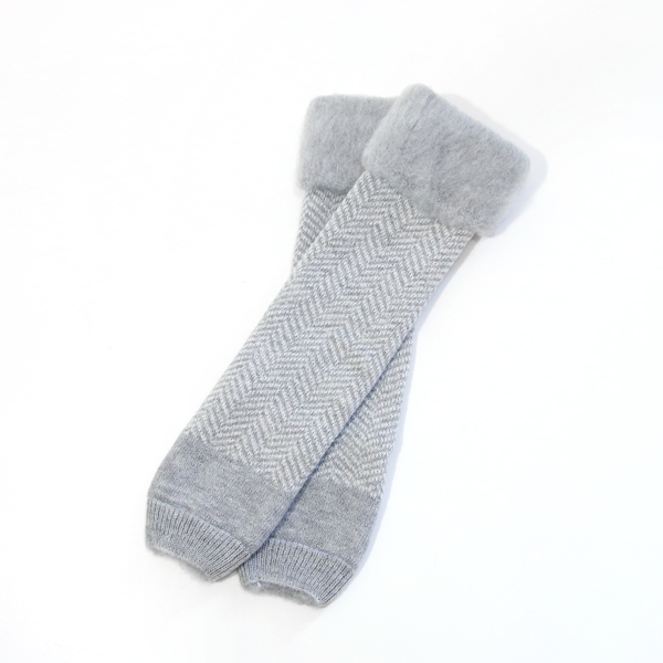 paavo light greyフラッフィ-レッグウォ-マ-・画像