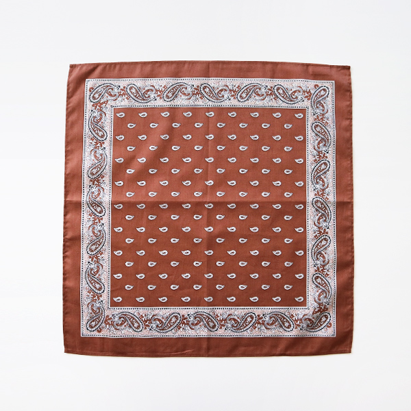 LIGHT BROWNバンダナ ペイズリ- レギュラ-サイズ・画像
