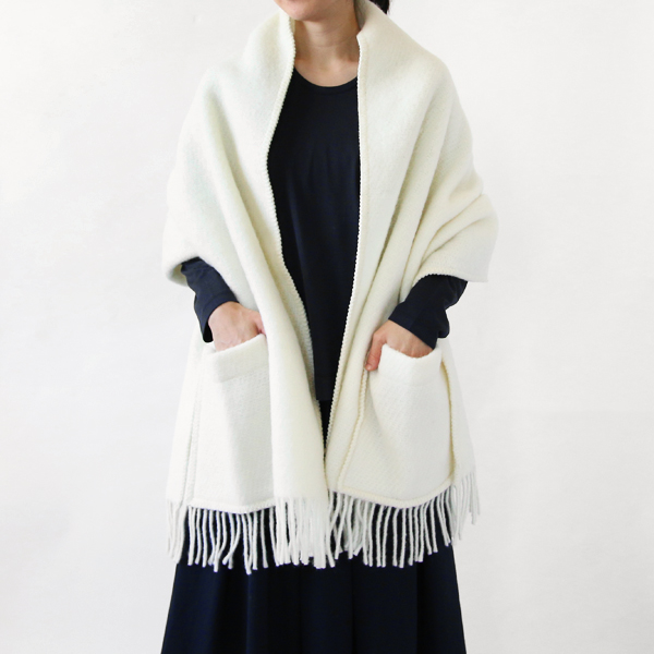 WHITEポケットショ-ル・画像