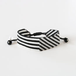 BLACK & WHITE BLACK & ZIGZAGビ-ズブレスレット S・画像