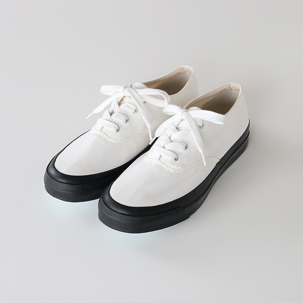 24.0デッキシュ-ズ L011/M014 MONOCHROME・画像