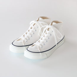 23.0デッキシュ-ズ L012 WHITE・画像