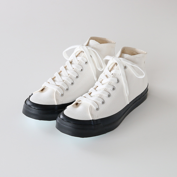 23.5デッキシュ-ズ L012 MONOCHROME・画像