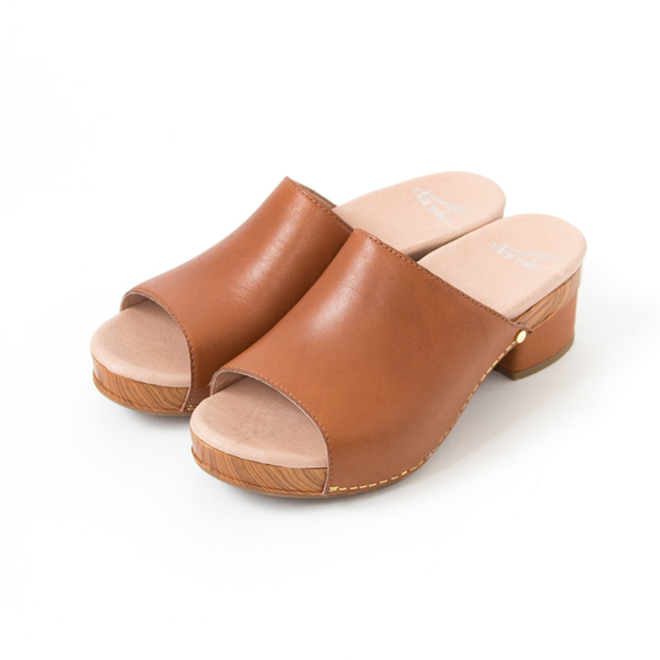 37クロッグサンダル MACI CAMEL・画像