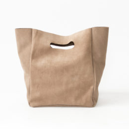 TAUPEシュ-レザ- クラッチバッグ・画像