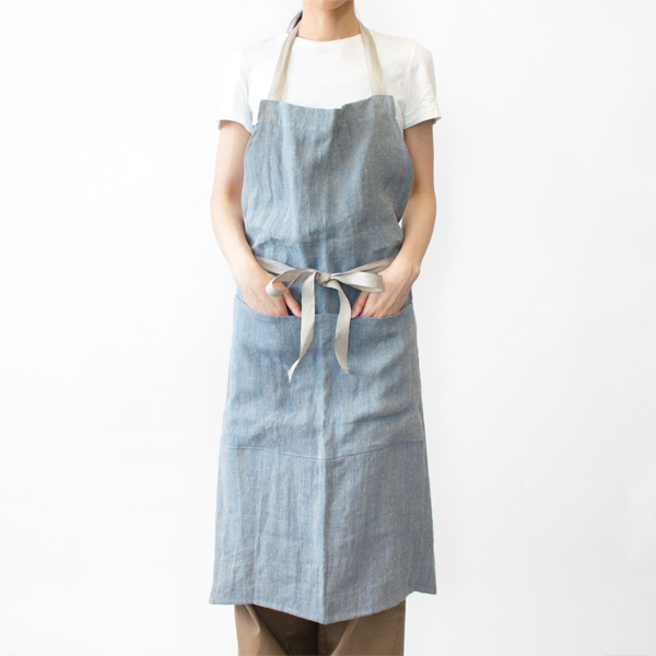 SOFT BLUEリネンエプロン Sabbia・画像