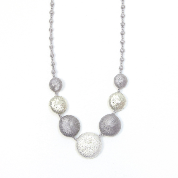 グレ-シルバ-ネックレス ペブルトリオ・画像