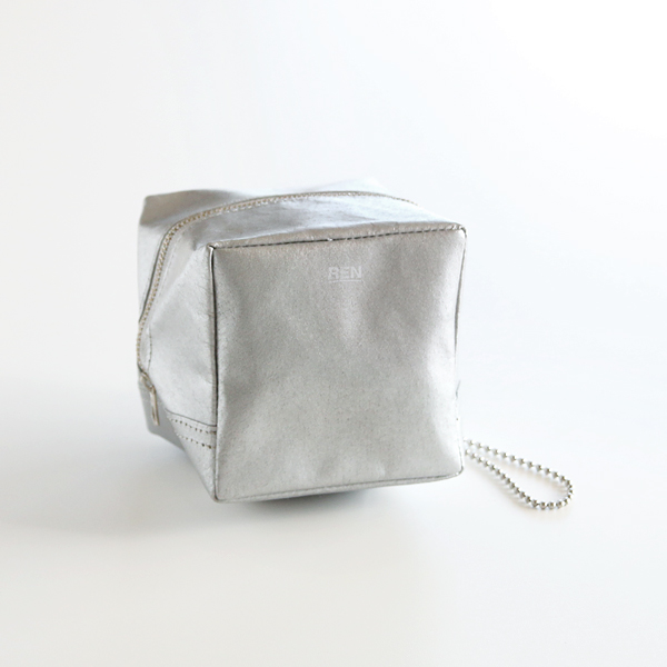 SILVERスクエアポ-チ マチ付き・画像