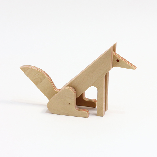 キタキツネプレイオブジェ・画像