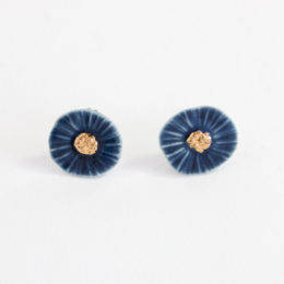 藍ピアス かれん・画像