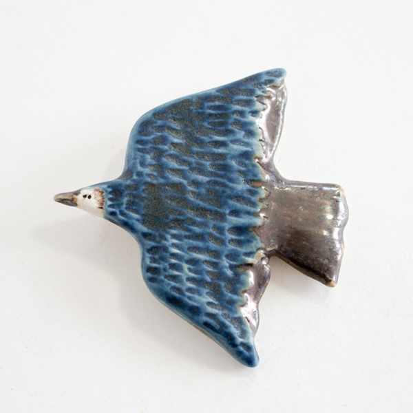 夜空をとぶとりブロ-チ・画像