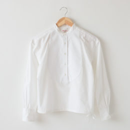 WHITE 0タイプライタ- ブザムシャツ・画像