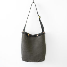 ARMY GREEN【別注】リネン レザ- ショルダ-バッグ FONIKKU・画像