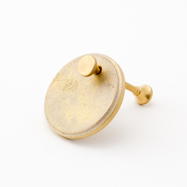 プレ-ト 丸鋳肌キ-ホルダ-・画像