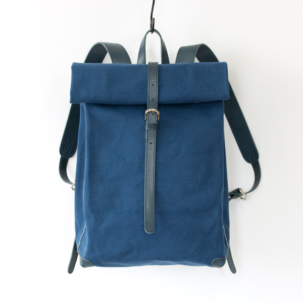 ネイビ-ロ-ルトップリュック・画像