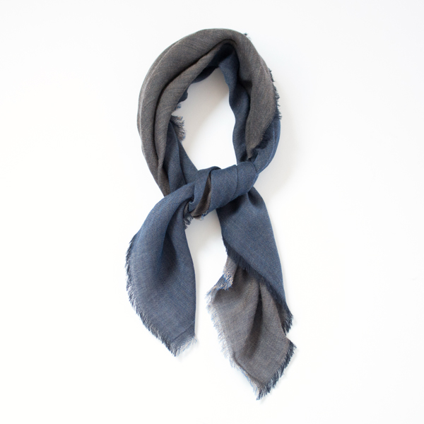 NAVY-BEIGE【別注】ダブルフェイススカ-フ (70×70)・画像