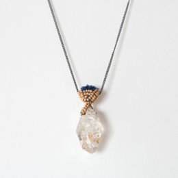 BLUEネックレス TRIANGLE HERKIMER・画像