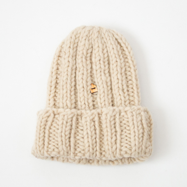 ナチュラルホワイトニットキャップ Muffi・画像