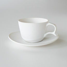 WHITEカップ&ソ-サ-・画像