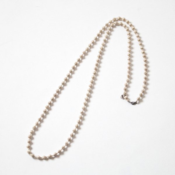ライトグレ-ジュネックレス SPHERE SILK LINEN・画像