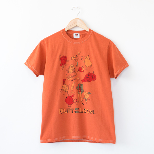 SFRUIT PARLOR プリントTシャツ Adrian Hogan-APRICOT・画像
