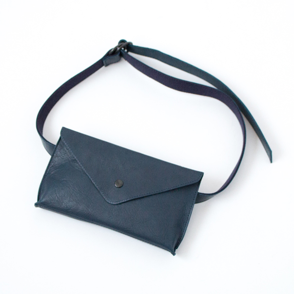 NAVY【別注】HORSE LEATHER WAIST POUCH・画像