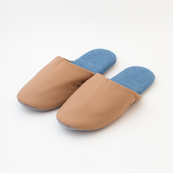 202 BEIGEトラベルスリッパ・画像