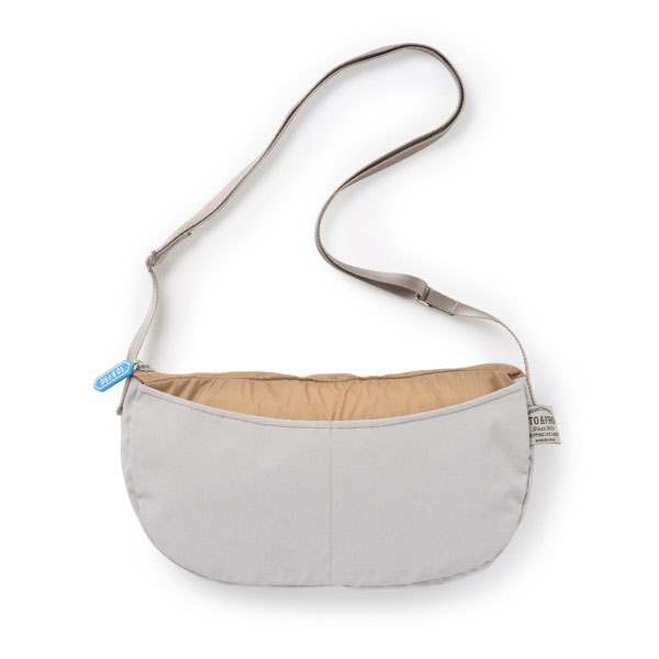 202 BEIGEパッカブルポ-チ・画像