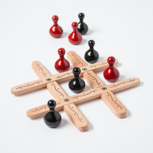 Tic Tac Toe（ティック・タック・ト-/木製マルバツゲ-ム）・画像
