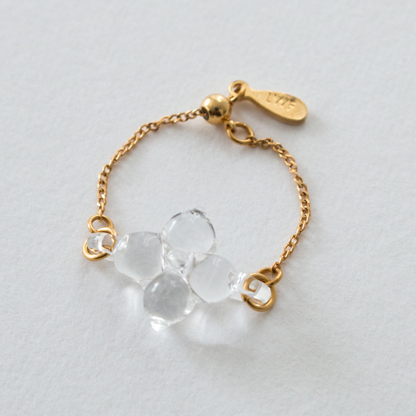 ホワイトフラワ-チェ-ンリング・画像