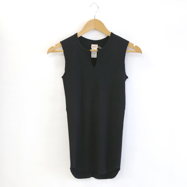 BLACKブロ-ドリブ キ-ネックノ-スリ-ブ・画像