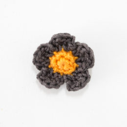 70-127ピンブロ-チ ニットレ-ス・画像