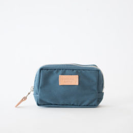 S【別注】SQUARE POUCH BLUE-GREY・画像