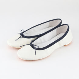 40.0TRAVEL SHOES バレエシュ-ズ レイン WH/NY・画像