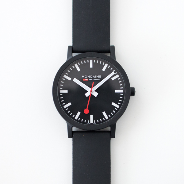 BLACK腕時計 エッセンス 41mm・画像