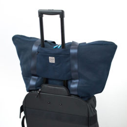 NAVY×BLACKキャリ-オンバッグ・画像