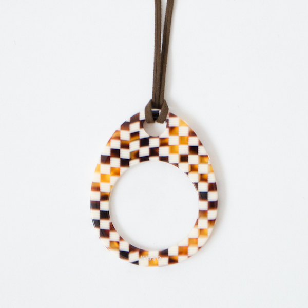 184ペンダントル-ペ・画像