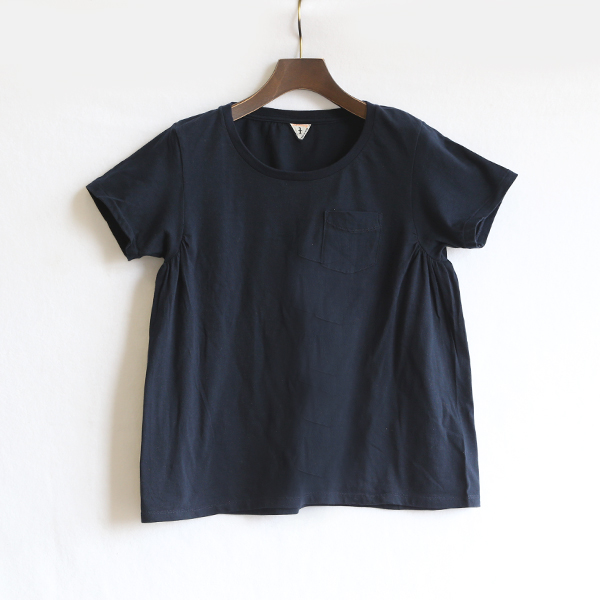 DEEP NAVYANNIE ラウンドネックTシャツ・画像