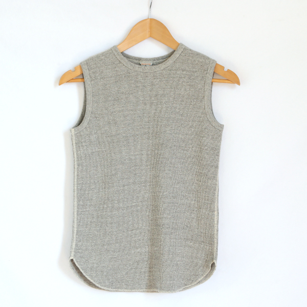 MELANGERITA ノ-スリ-ブシャツ・画像