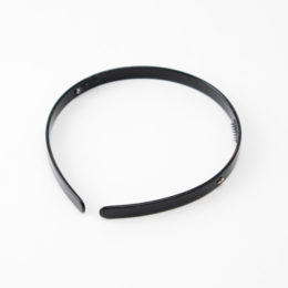 ブラックカチュ-シャ・画像