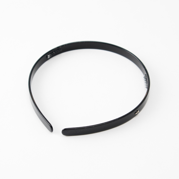 ブラックカチュ-シャ・画像