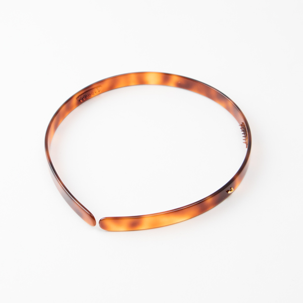 ブラウンカチュ-シャ・画像