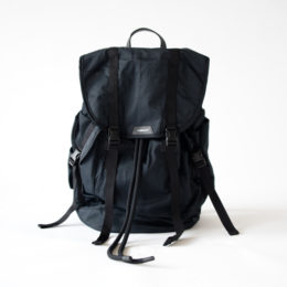 BLACK WITH BLACK LEATHERリュック CHARLIE・画像