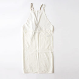 ホワイトコットンブロ-ドエプロン・画像