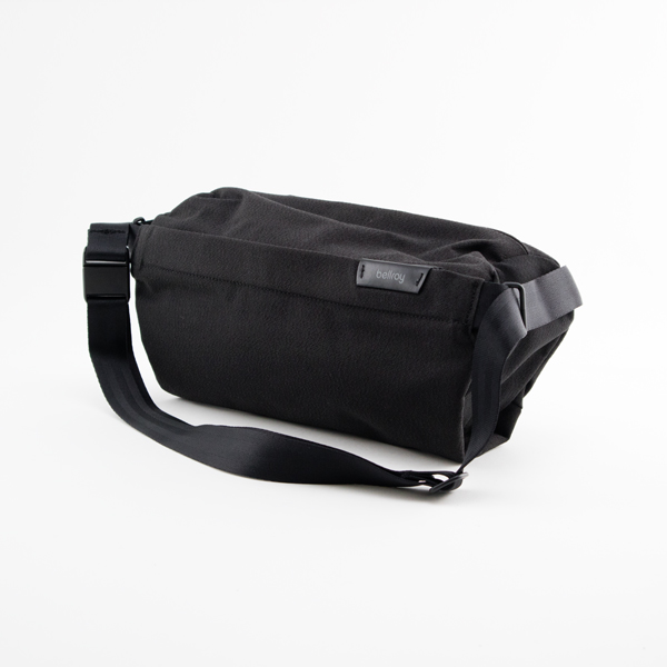 BLACKSling（ボディバッグ）・画像