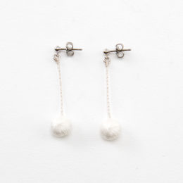 ホワイトスフィア チェリ- ピアス・画像